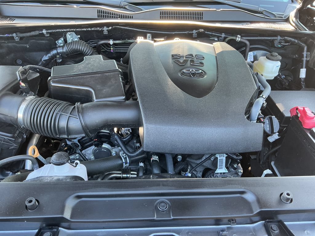 Used 2023 Toyota Tacoma SR5 AWD/4WD image 26