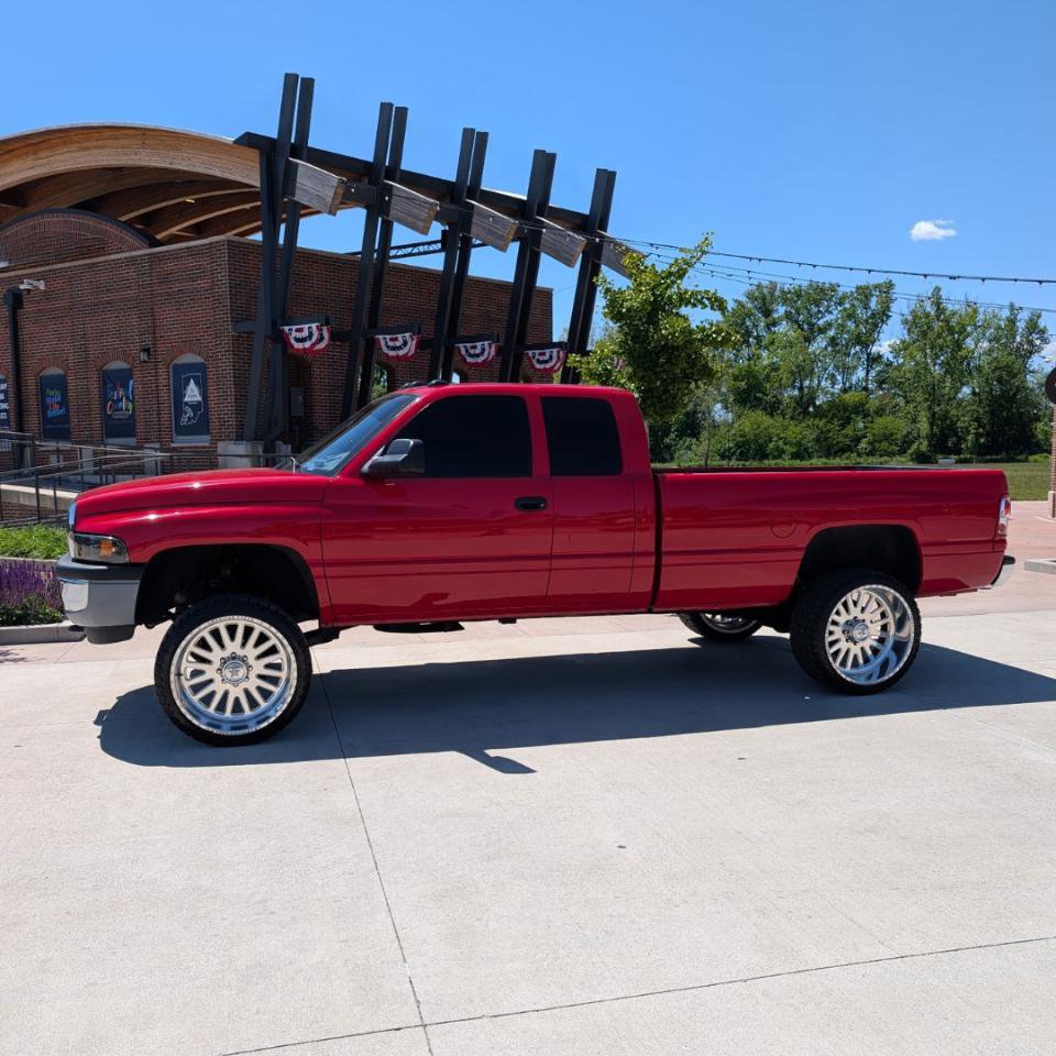 Used 1998 Dodge Ram 2500 Truck 4x4 Quad Cab image 6