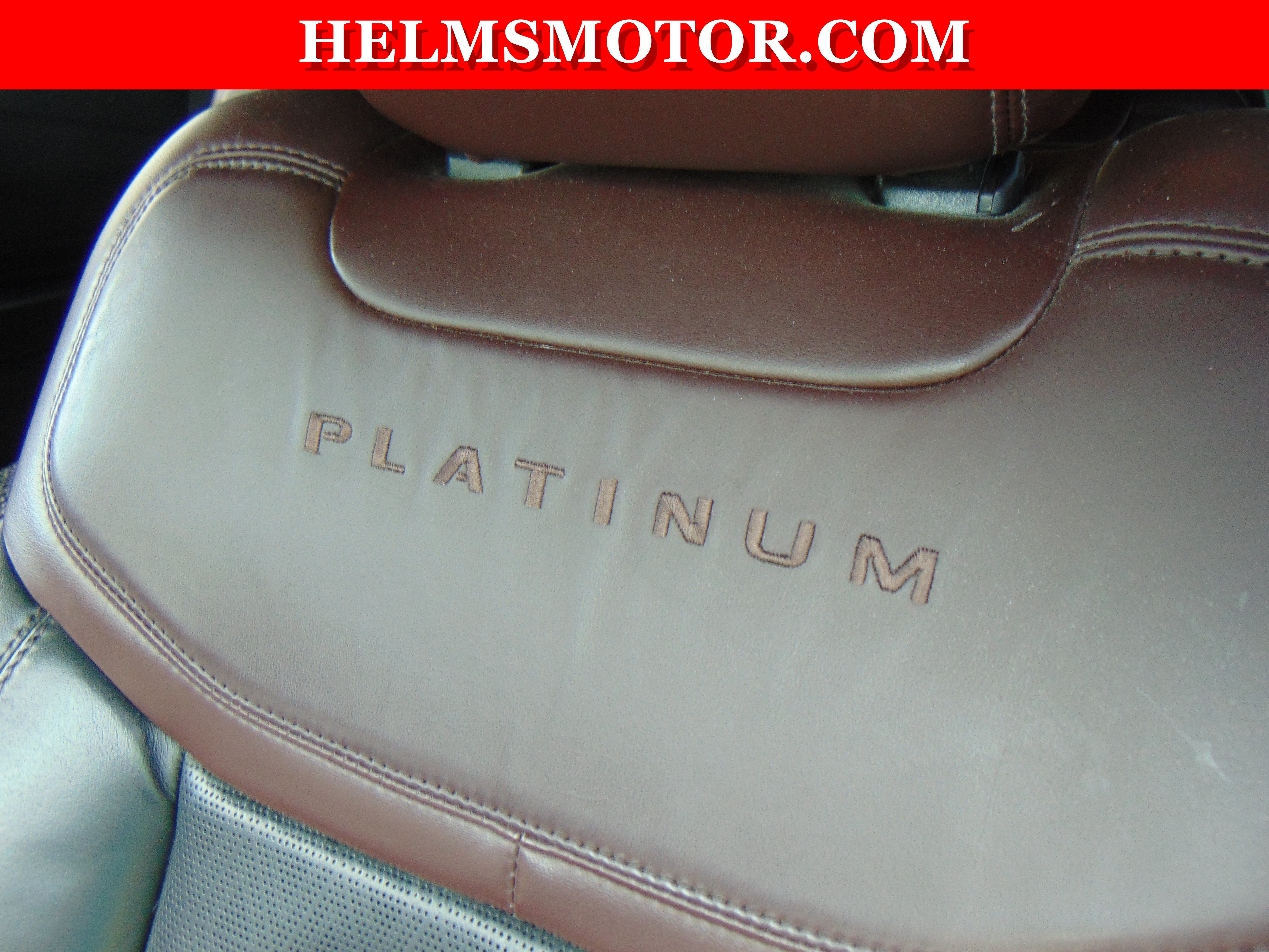 Used 2020 Ford Explorer Platinum w/ Premium Technology Package AWD/4WD image 34
