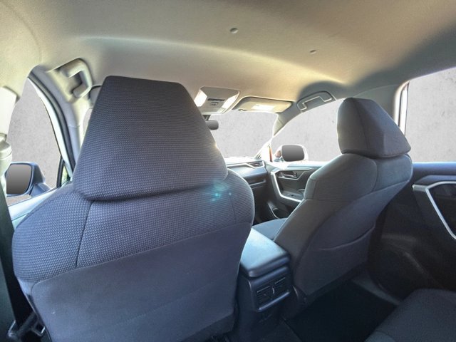 Used 2022 Toyota RAV4 LE w/ Protection Package (TMS) AWD/4WD image 18