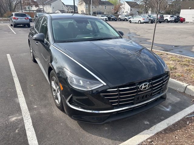 Used 2022 Hyundai Sonata SE w/ Cargo Package image 1