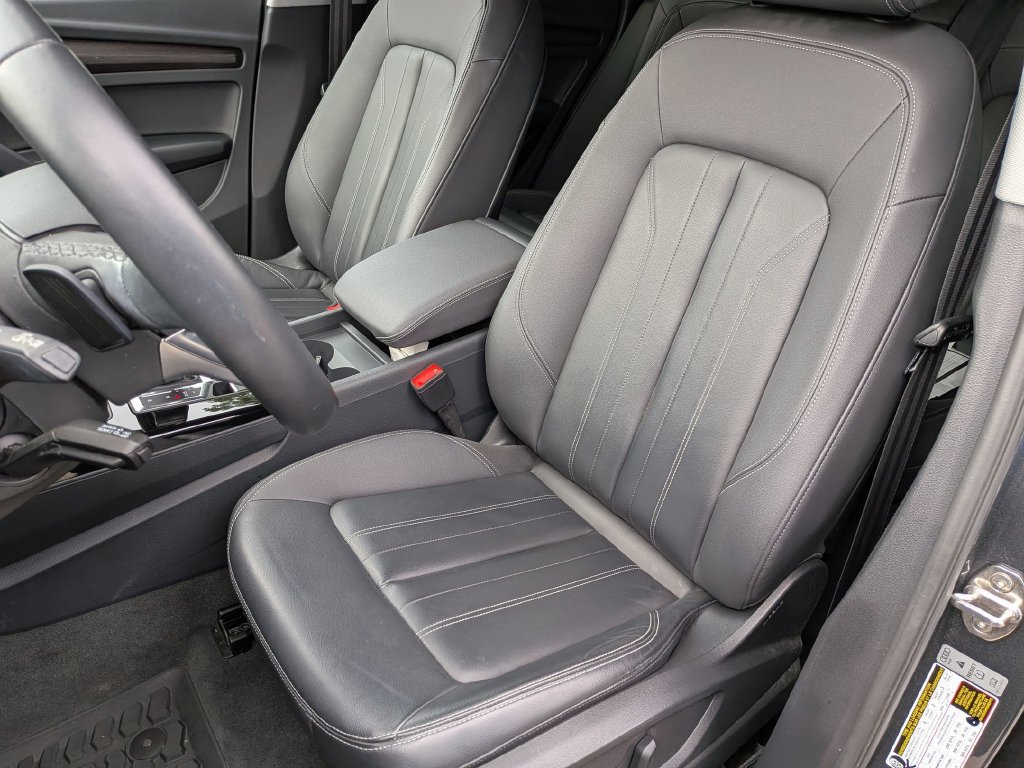 Used 2023 Audi Q5 2.0T Premium w/ Convenience Package AWD/4WD image 13