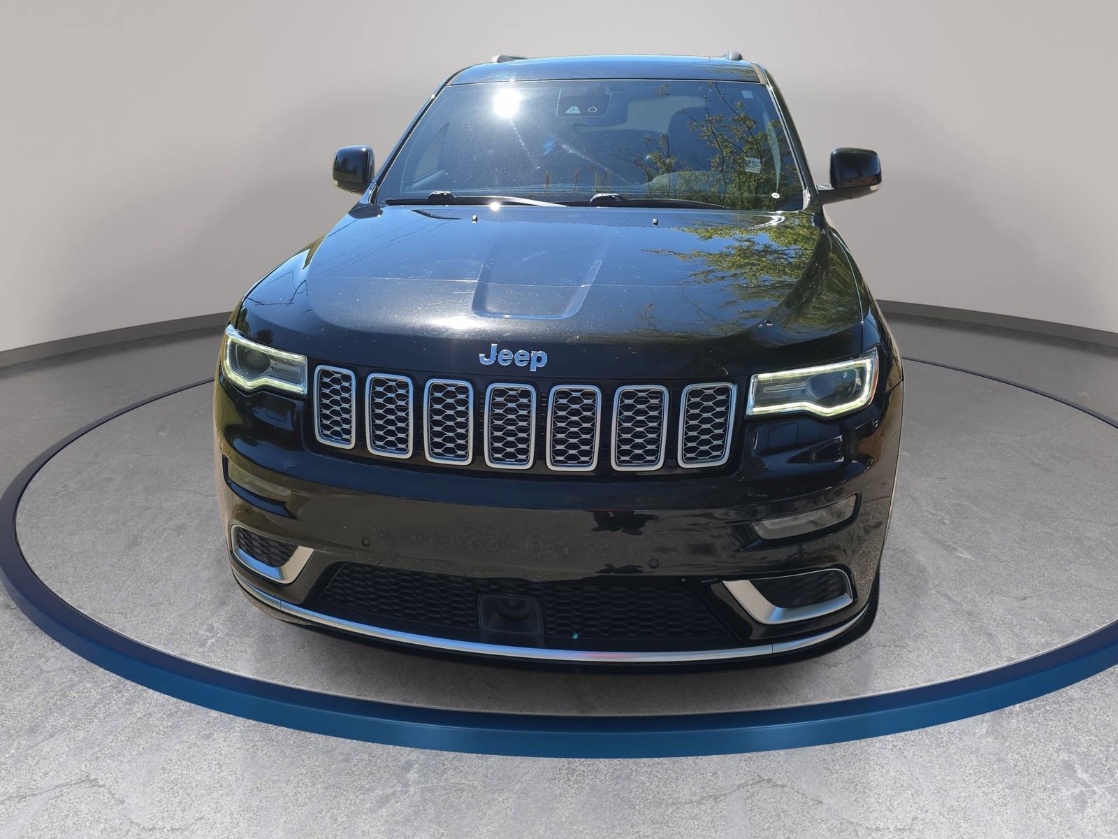 Used 2017 Jeep Grand Cherokee Summit w/ Platinum Series Group AWD/4WD image 2