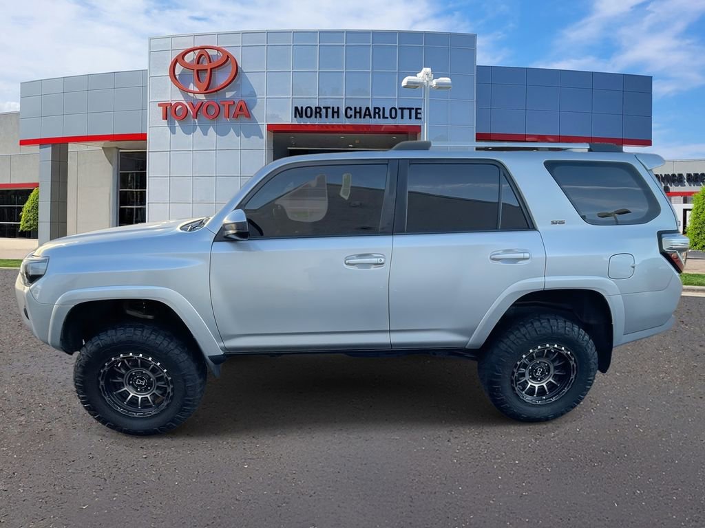 Used 2019 Toyota 4Runner SR5 image 7