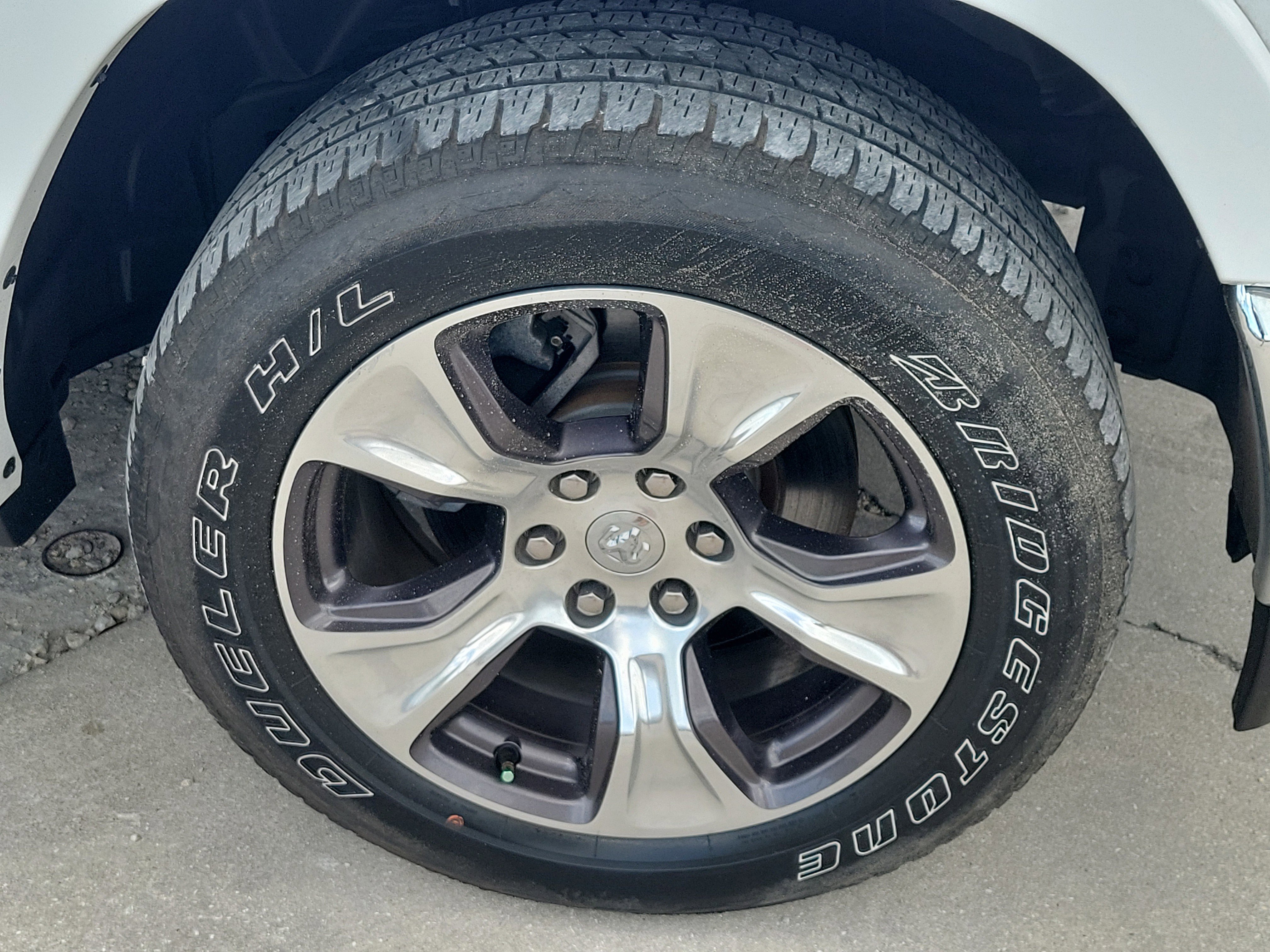 Used 2022 RAM 1500 Laramie image 8