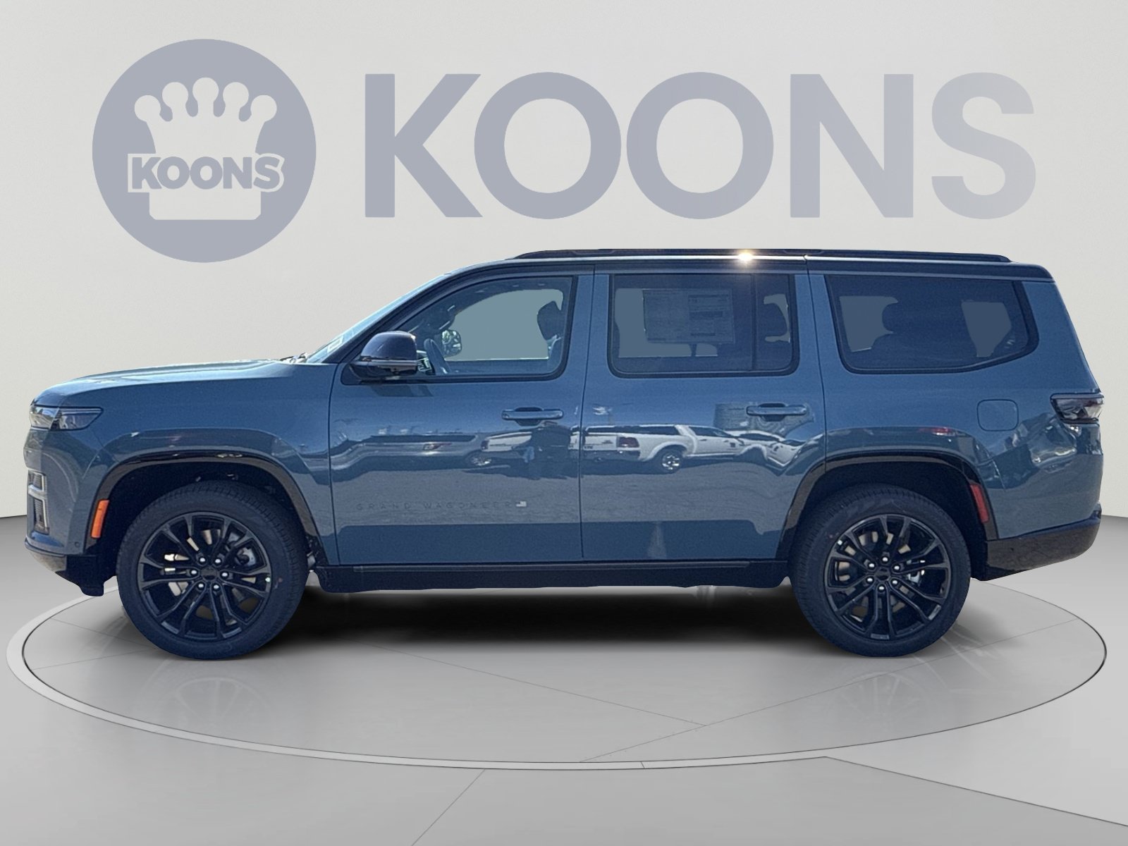 New 2026 Jeep Grand Wagoneer Summit w/ Premium Group III AWD/4WD image 2