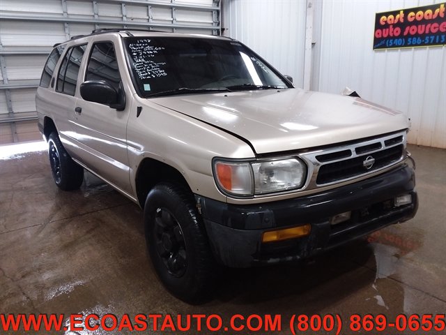 Used 1998 Nissan Pathfinder SE AWD/4WD image 4