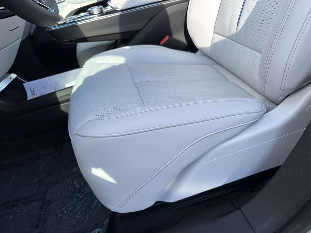 New 2026 Cadillac Lyriq Premium Sport AWD/4WD image 15