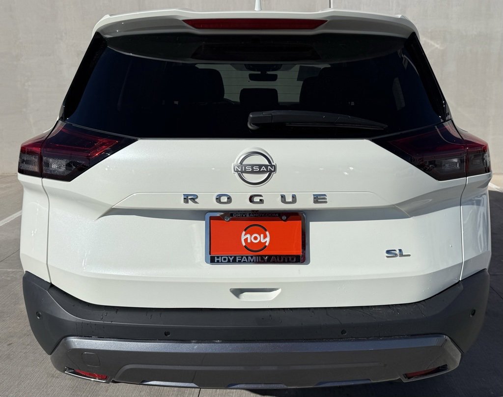 Used 2023 Nissan Rogue SL w/ SL Premium Package image 4