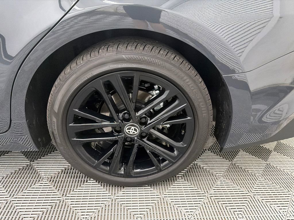 Used 2026 Toyota Camry SE w/ Convenience Package image 19