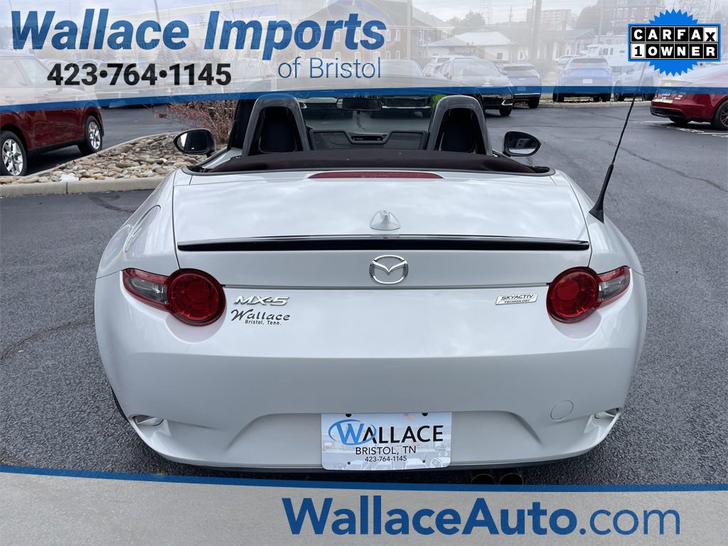 Used 2018 MAZDA MX-5 Miata Club image 5