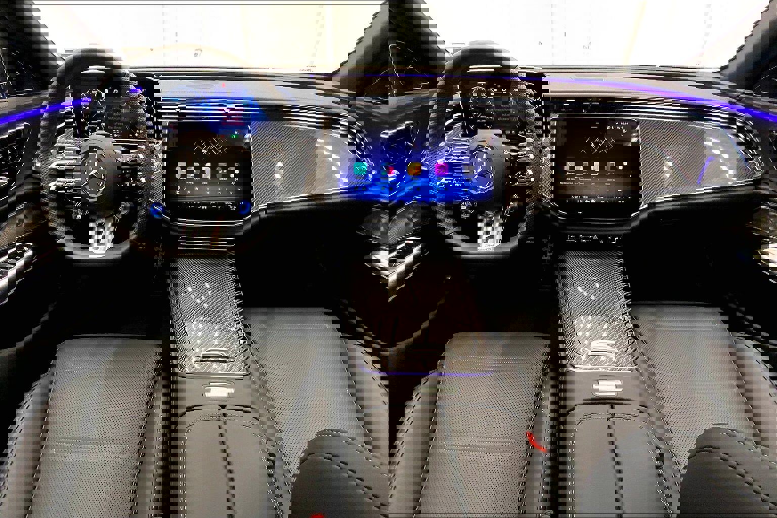 Used 2025 Mercedes-Benz E 53 AMG e 4MATIC Sedan image 12