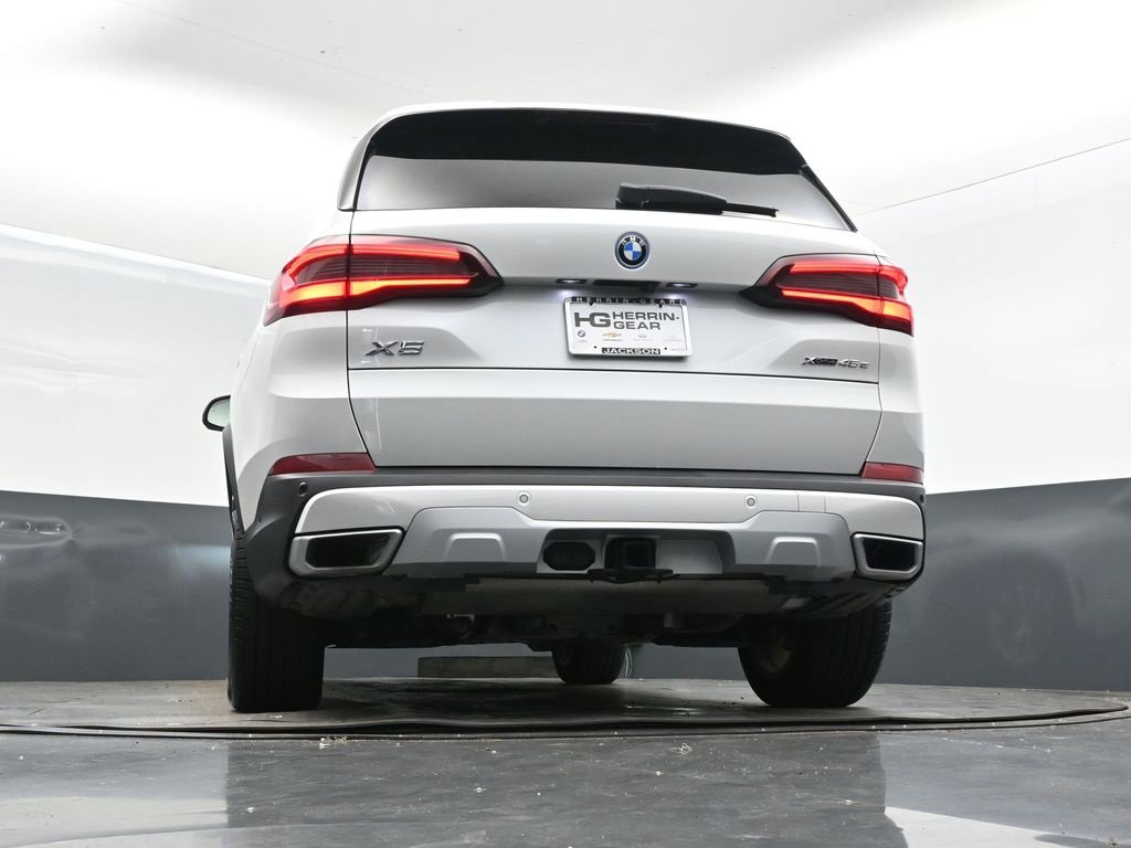 Certified 2022 BMW X5 xDrive45e w/ Premium Package image 44