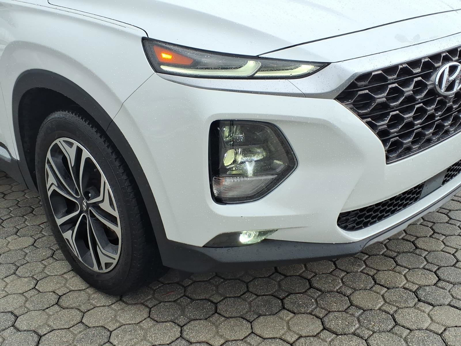 Used 2019 Hyundai Santa Fe FWD image 18