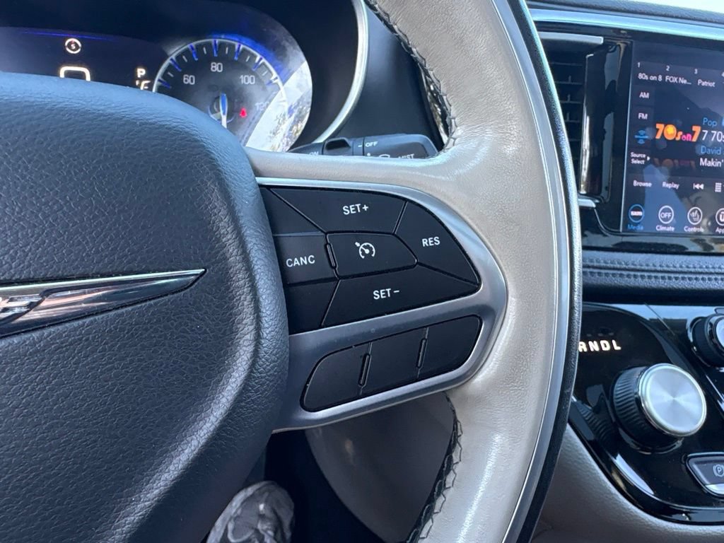 Used 2020 Chrysler Pacifica Limited FWD image 22