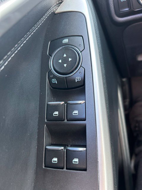 Used 2023 Ford Explorer XLT w/ Equipment Group 202A AWD/4WD image 33