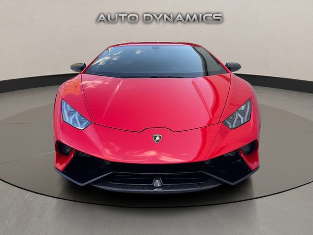 Used 2018 Lamborghini Huracan Performante image 2