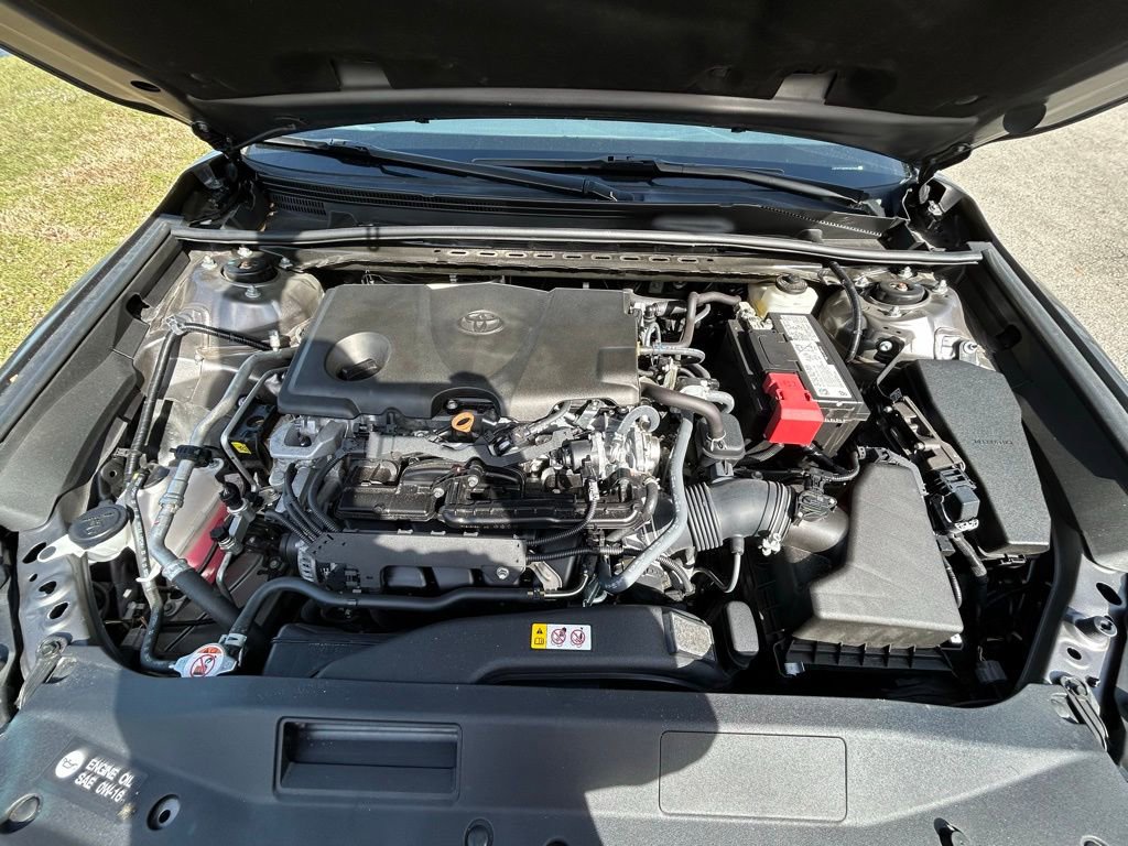 Used 2024 Toyota Camry SE image 11