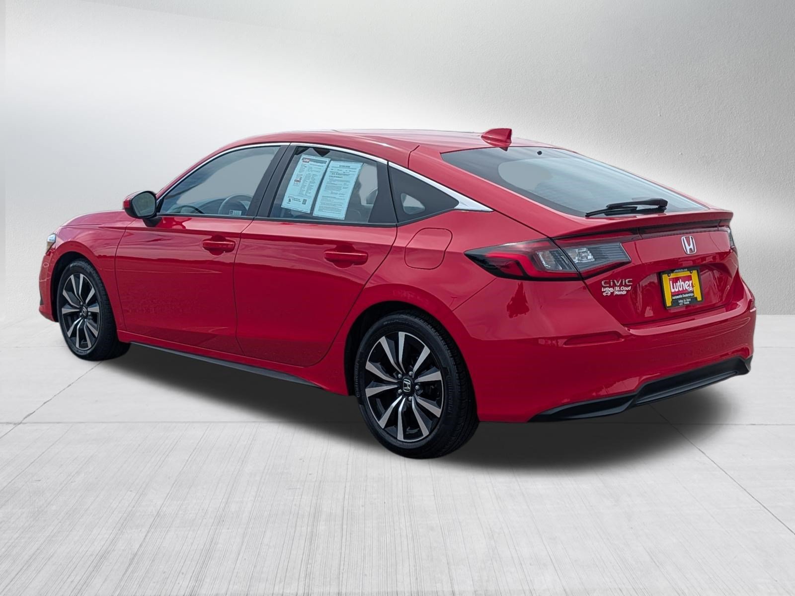 Used 2024 Honda Civic EX-L image 5