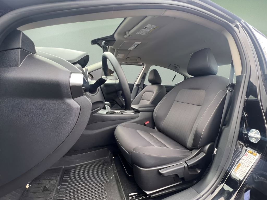 Used 2025 Nissan Altima 2.5 S FWD image 16