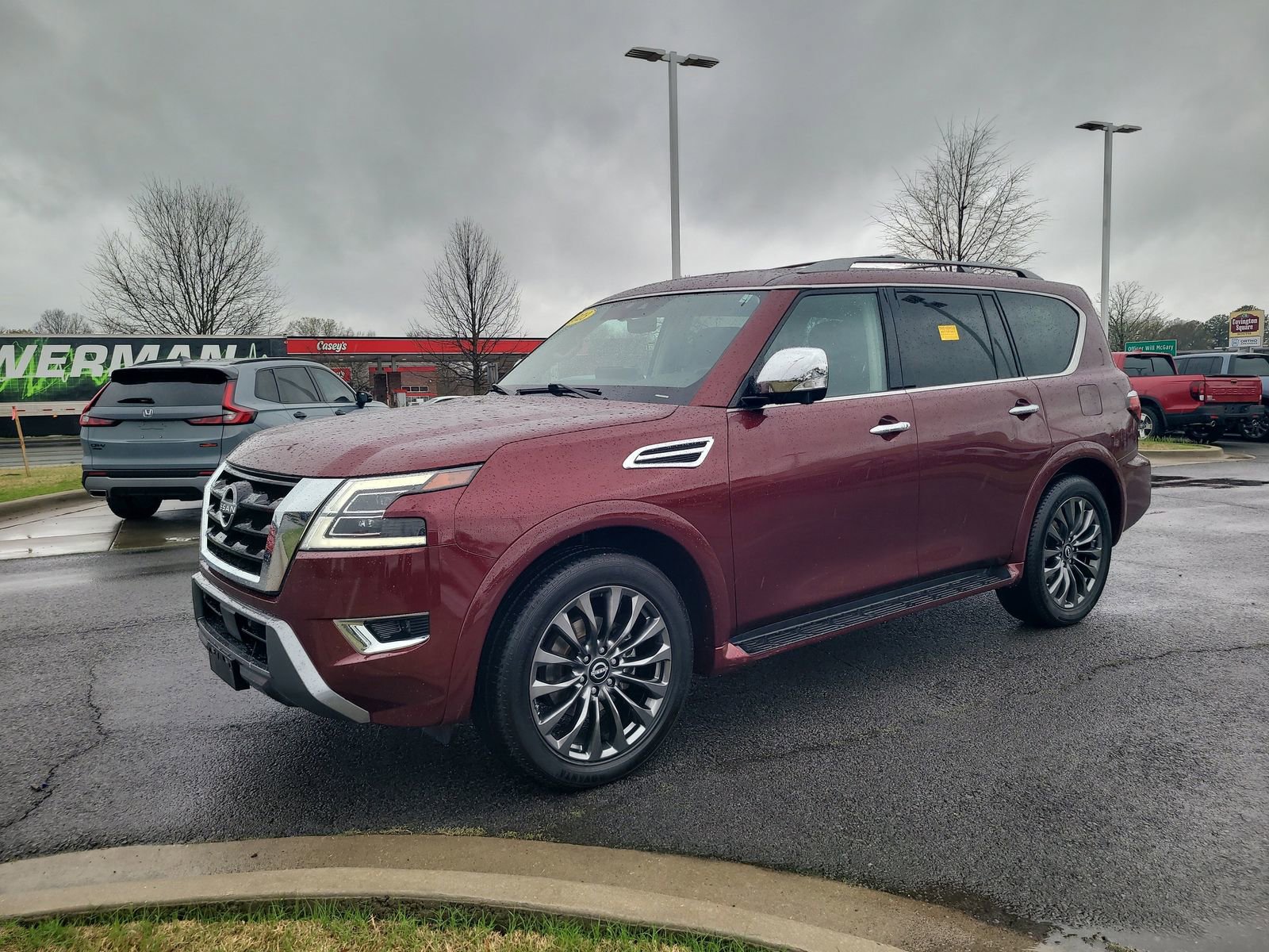 Used 2023 Nissan Armada Platinum w/ Captain's Chairs Package AWD/4WD image 7