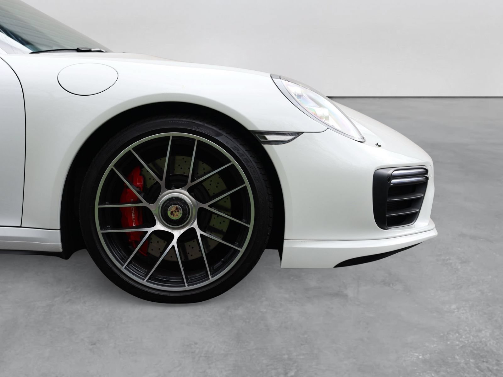 Used 2018 Porsche 911 Turbo AWD/4WD image 15