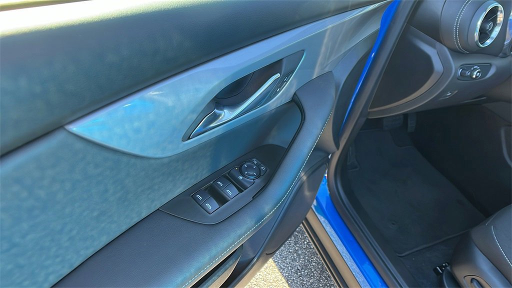 New 2025 Chevrolet Blazer LT w/ Driver Confidence Package image 12