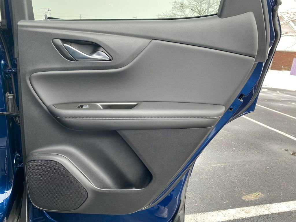 Used 2022 Chevrolet Blazer LT image 12