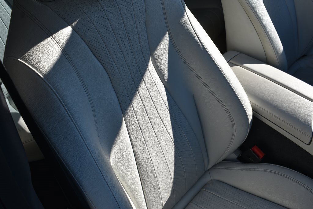 Used 2023 Mercedes-Benz E 350 4MATIC Sedan w/ Premium Package image 24