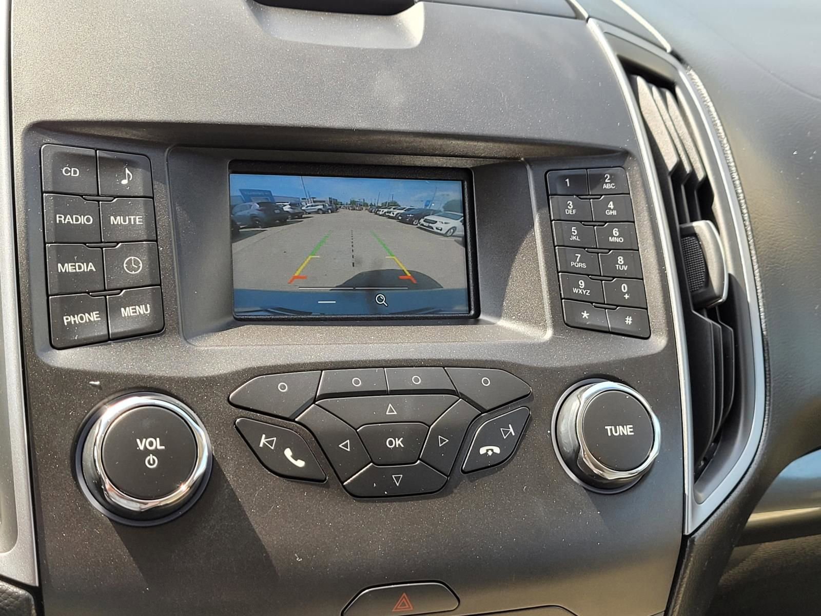 Used 2017 Ford Edge SE w/ Cargo Accessory Package FWD image 24