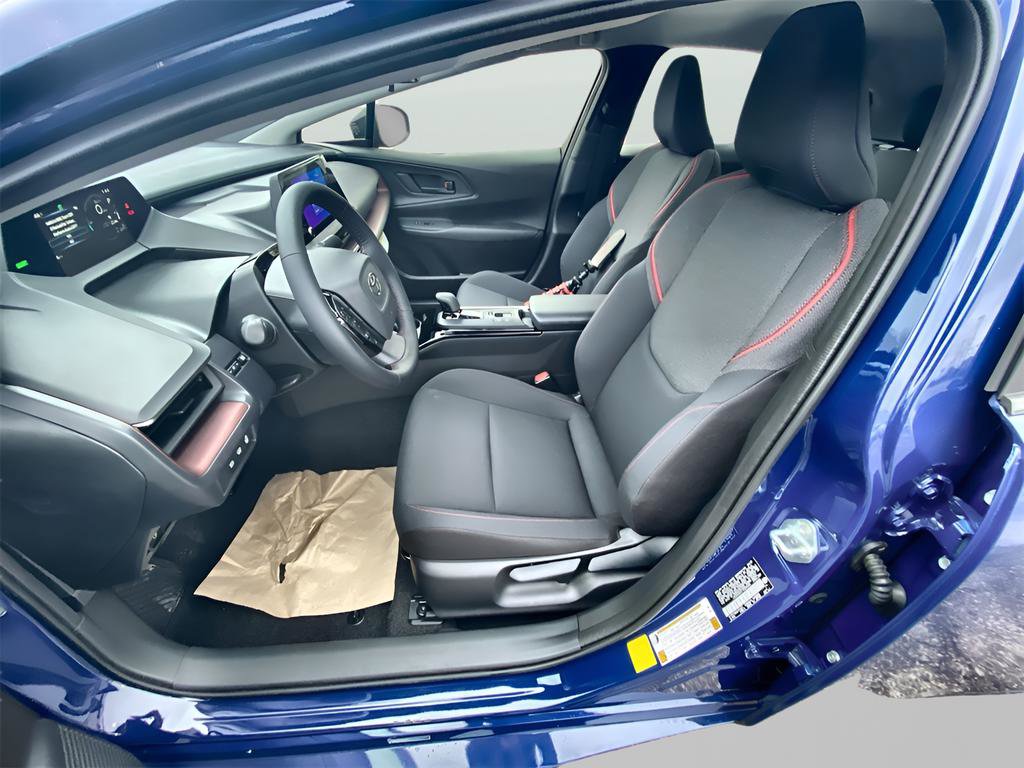 New 2026 Toyota Prius Plug-In Hybrid FWD image 12