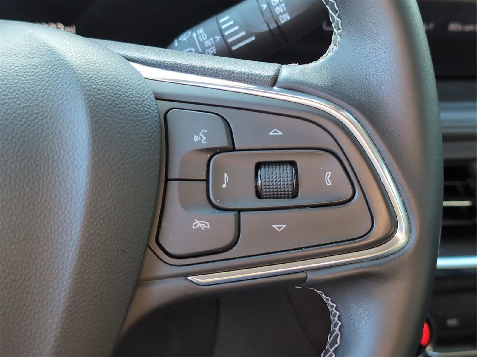 Used 2025 Buick Encore GX Preferred image 25