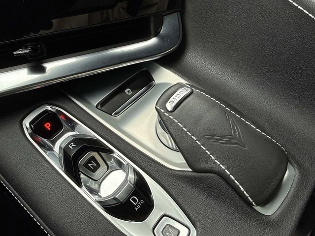 Used 2020 Chevrolet Corvette Stingray Coupe w/ Z51 Performance Package image 22