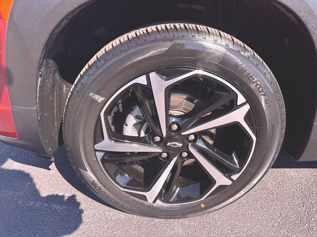 Used 2022 Chevrolet TrailBlazer RS w/ Sun and Liftgate Package AWD/4WD image 33
