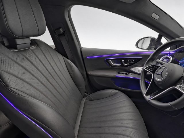 Certified 2024 Mercedes-Benz EQS 450+ 4MATIC Sedan image 17