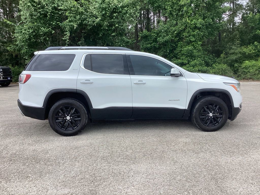 Used 2018 GMC Acadia SLT w/ LPO, Black Accent Package FWD image 4