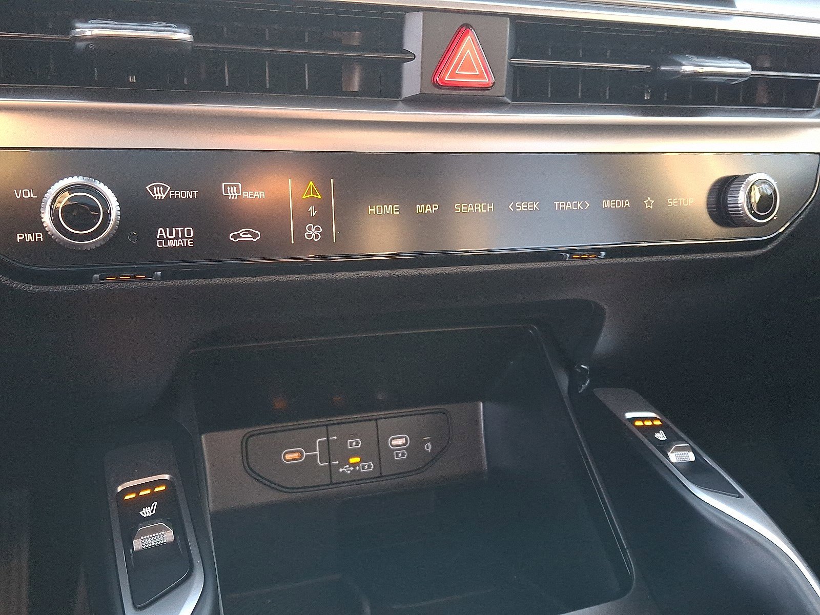 New 2025 Kia Sorento EX w/ Panoramic Sunroof Package image 12