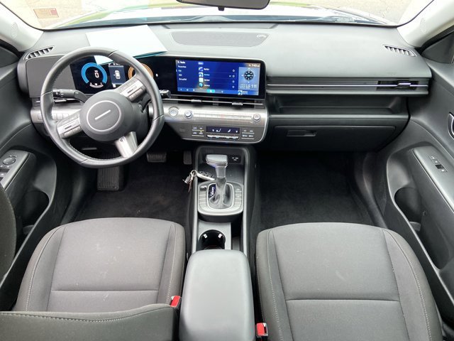 Used 2025 Hyundai Kona SEL FWD image 51