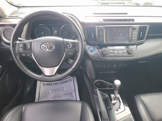 Used 2018 Toyota RAV4 Limited image 13