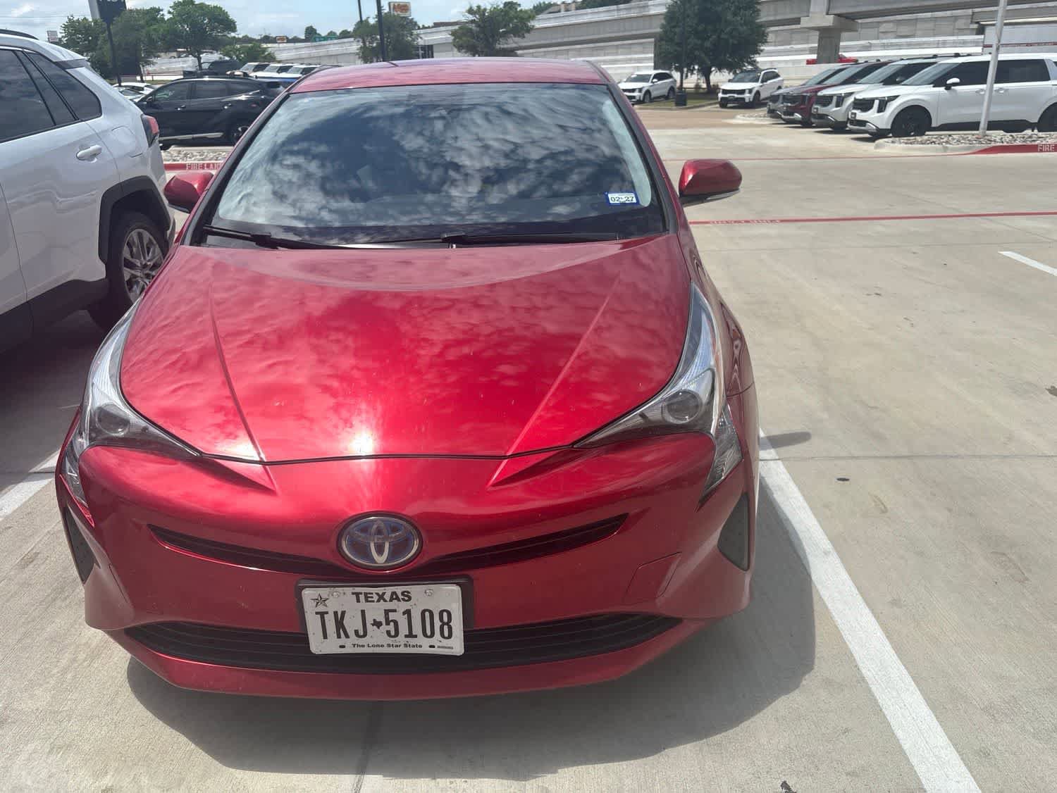 Used 2017 Toyota Prius Four FWD image 2