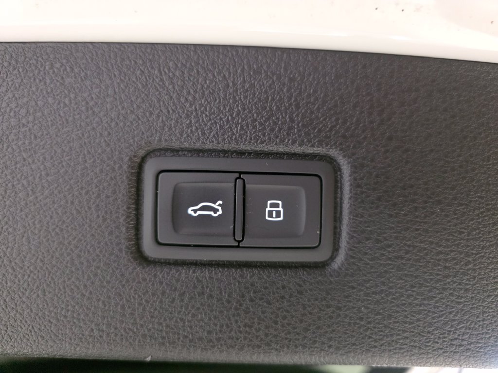 Used 2020 Audi Q7 2.0T Premium Plus w/ Premium Plus Package AWD/4WD image 10