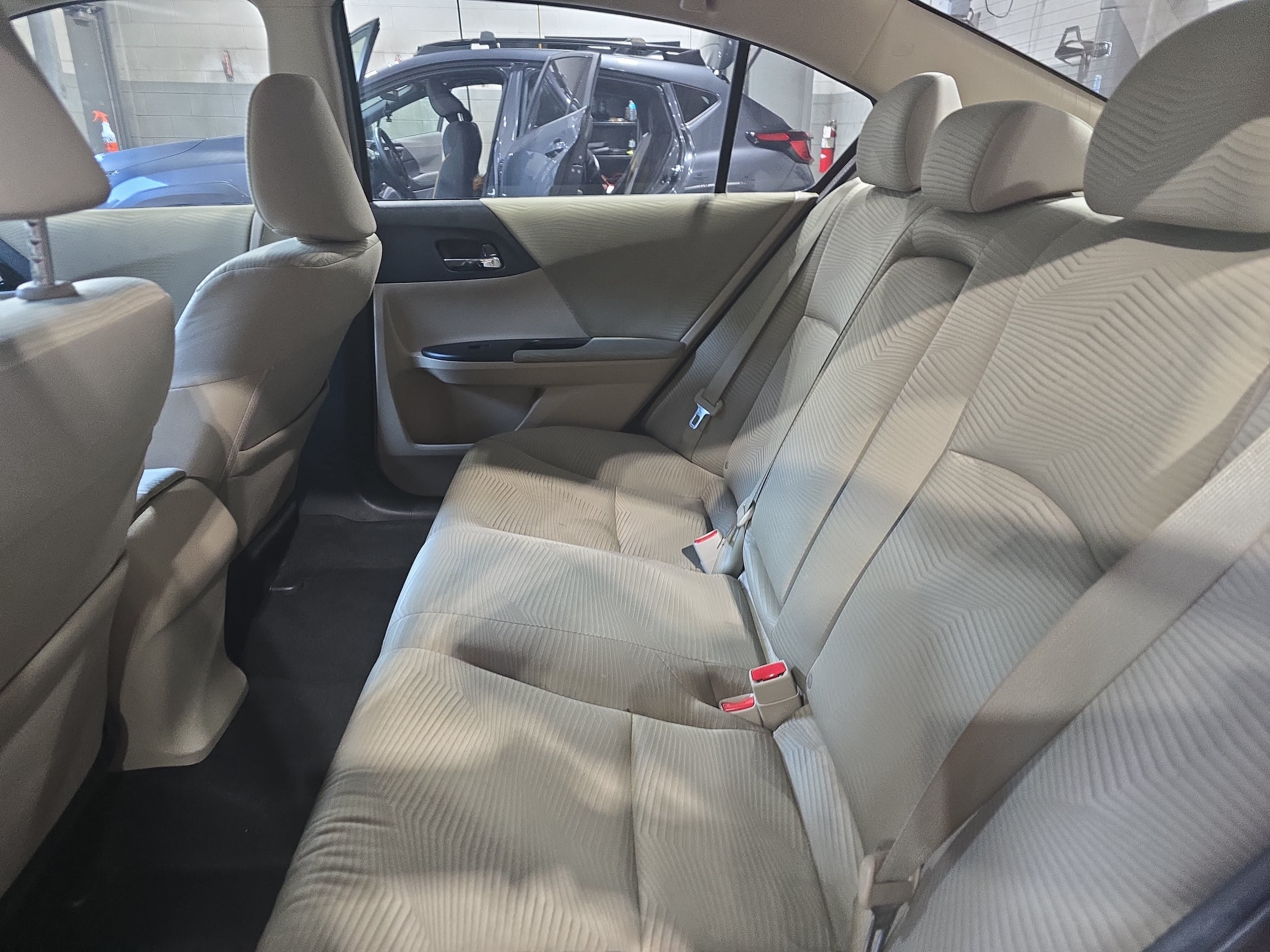 Used 2016 Honda Accord LX image 14