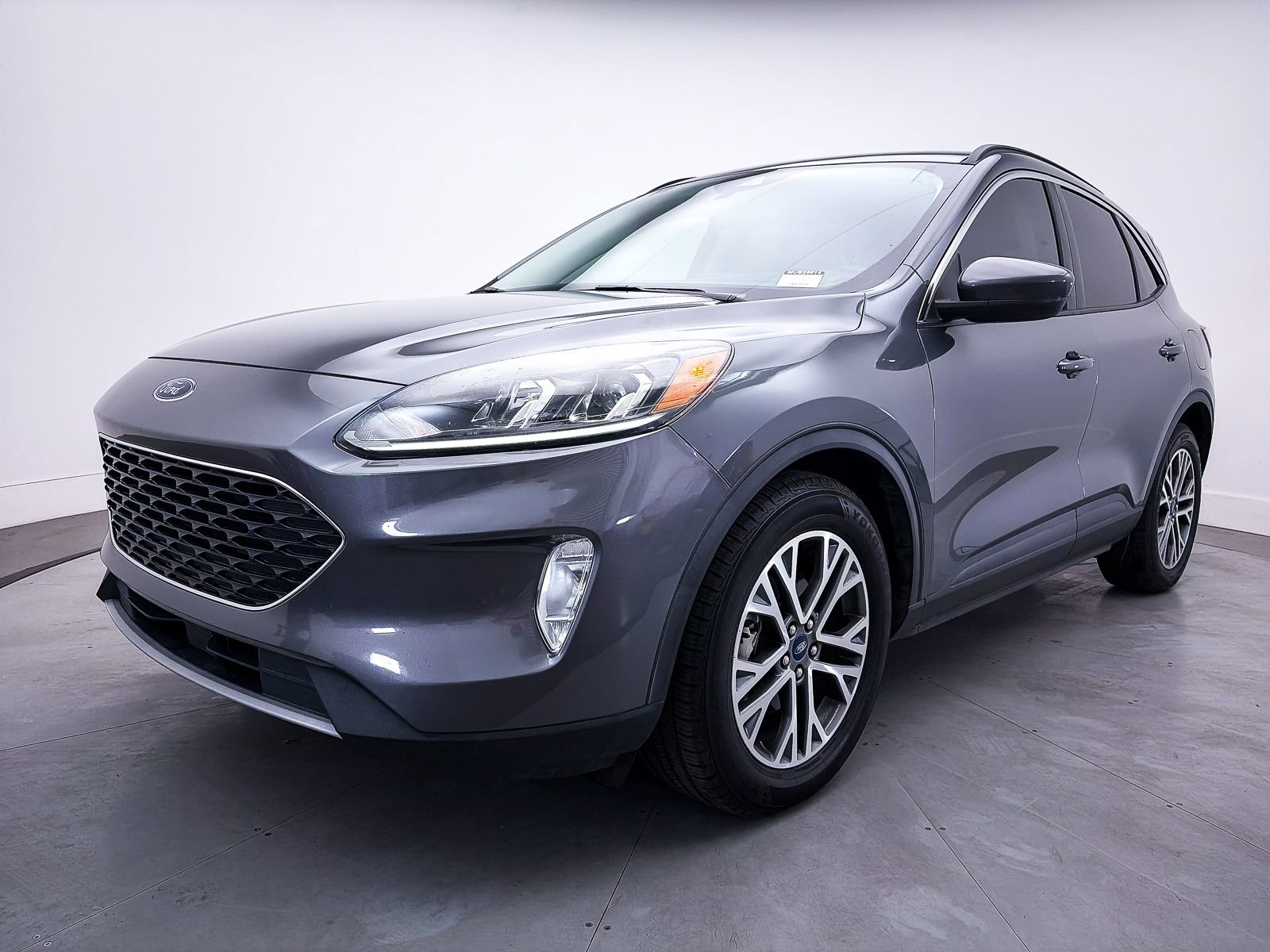 Used 2021 Ford Escape SEL image 7