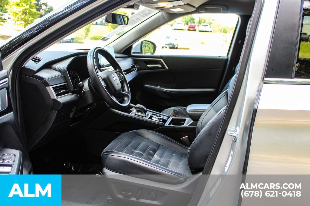 Used 2024 Mitsubishi Outlander SE FWD image 16