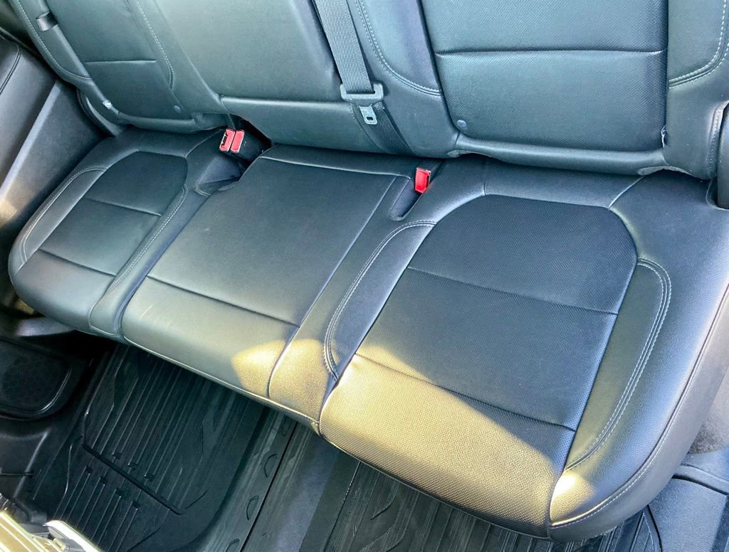 Used 2021 GMC Sierra 1500 SLT AWD/4WD image 32