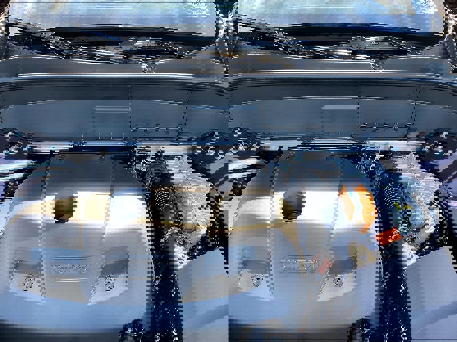 New 2026 Volvo XC90 T8 Plus w/ Protection Package Premier image 13