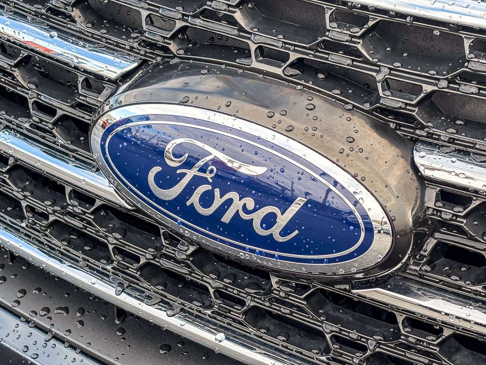 Used 2022 Ford Explorer XLT image 10