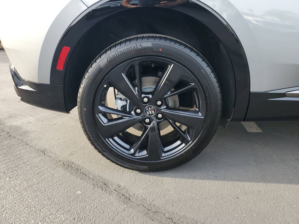 New 2026 Buick Envision Sport Touring image 5