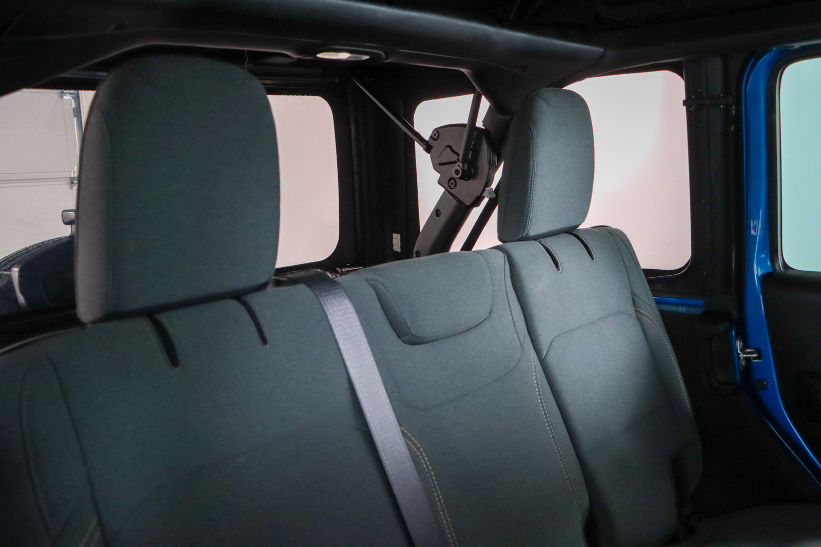 Used 2024 Jeep Wrangler Unlimited Sport image 27