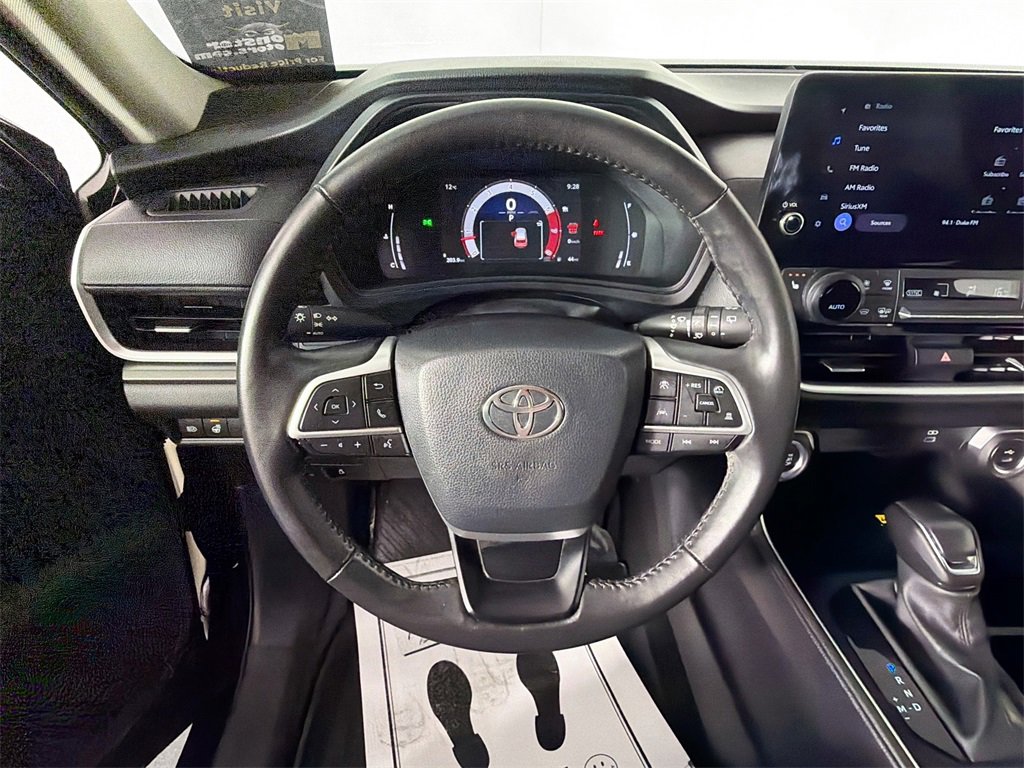 Used 2024 Toyota Grand Highlander XLE image 11
